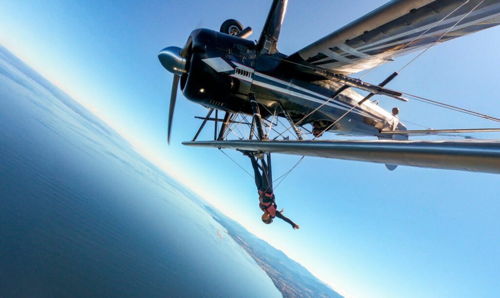 Les wing walkers: marchant sur les ailes en plein vol