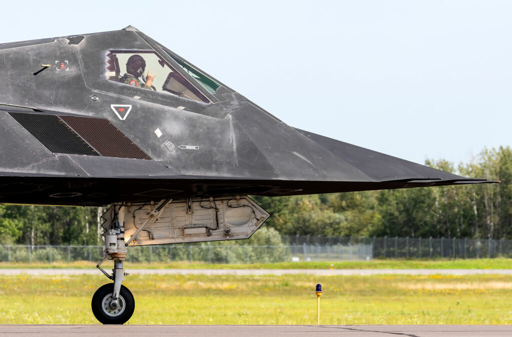 F-117 Nighthawk